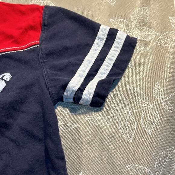 Osh Kosh Kids T-Shirt. - Picture 6 of 7